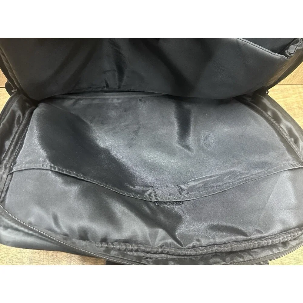 ThinkPad black computer bag with multiple compartments and pockets 16x13 Inches